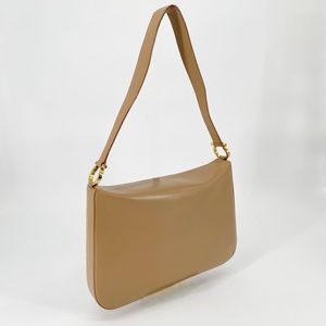 Salvatore Ferragamo Vintage Gancini Tan Leather Shoulder Bag Gold Emblem